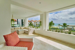 Chic 1 Bedroom Retreat In Cap Cana W- Private Beach